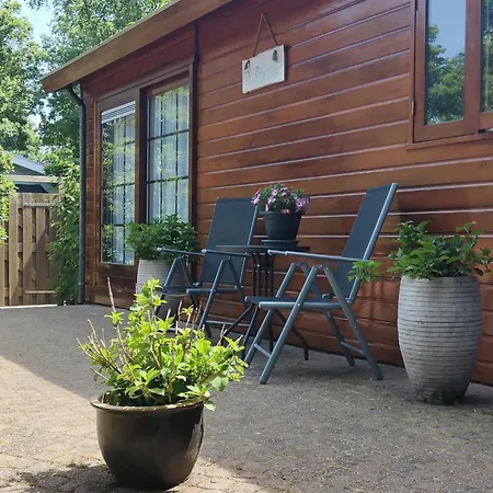 In By Veluwe, Cleaning Included Feriehus *